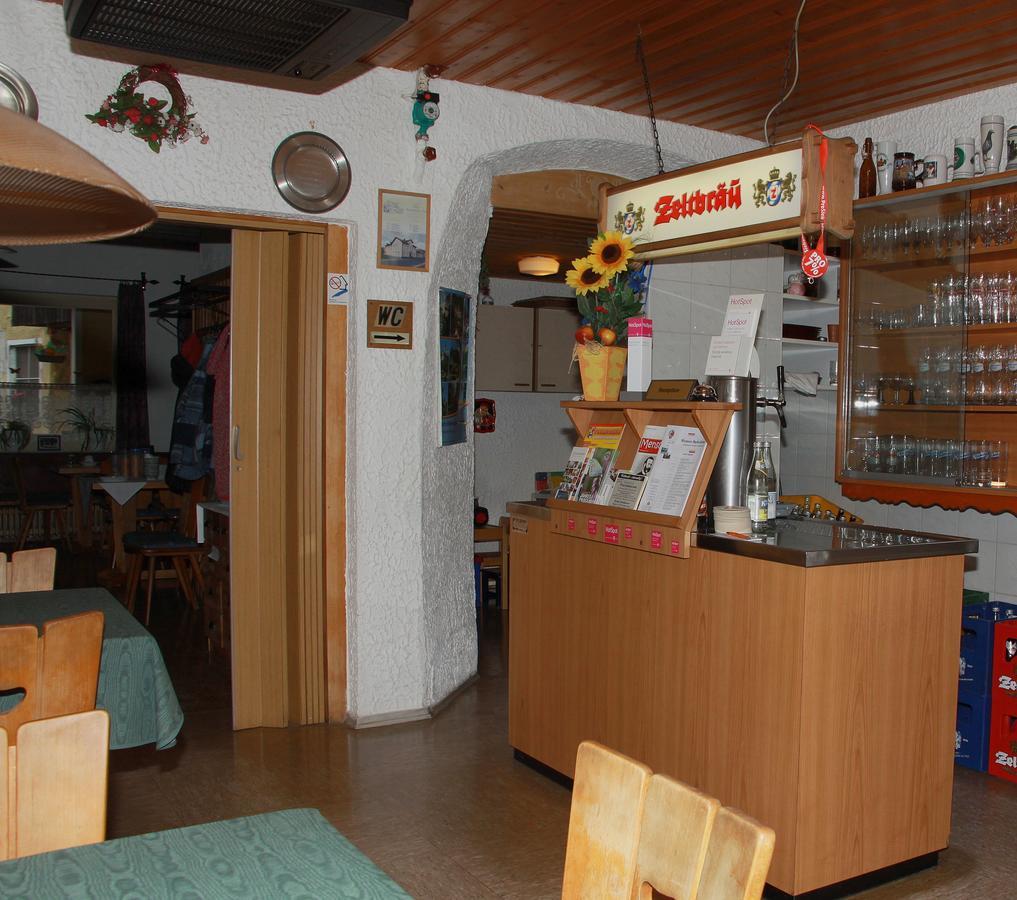 Hotel Bayerischer Hof Wiesau 外观 照片